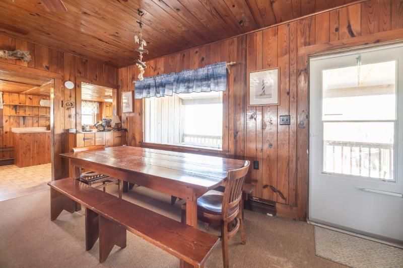 Dots Dream - KDH MP 6 Historic Oceanfront Cottage Ocean View - image 9