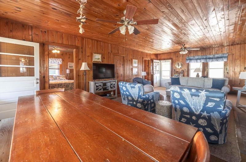Dots Dream - KDH MP 6 Historic Oceanfront Cottage Ocean View - image 36
