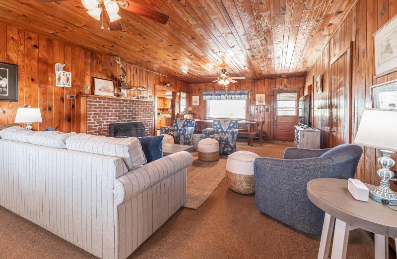 Dots Dream - KDH MP 6 Historic Oceanfront Cottage Ocean View - image 34