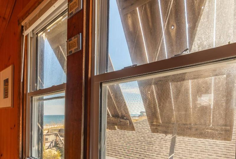 Dots Dream - KDH MP 6 Historic Oceanfront Cottage Ocean View - image 46