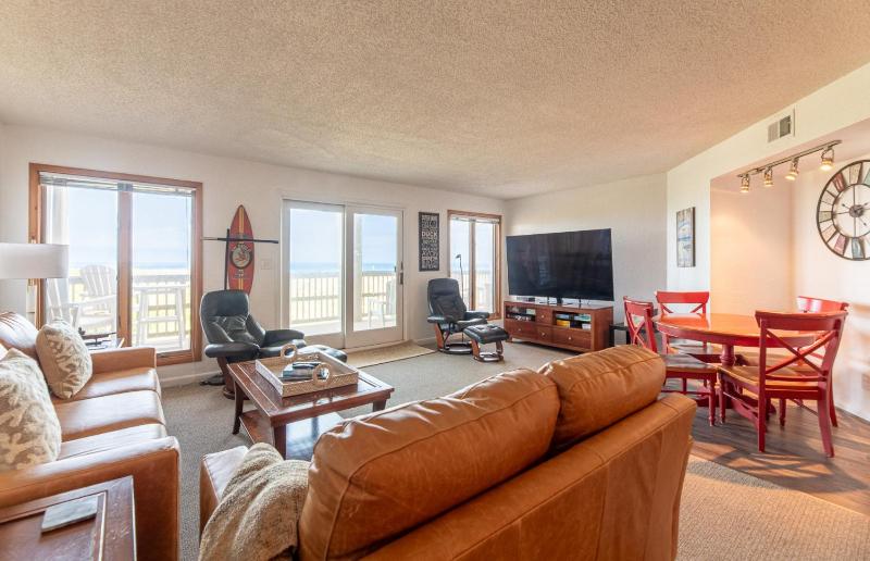 Heron Cove 203N - Nags Head Oceanfront Luxury 3 BR Condo Flex Stays Pool - image 39