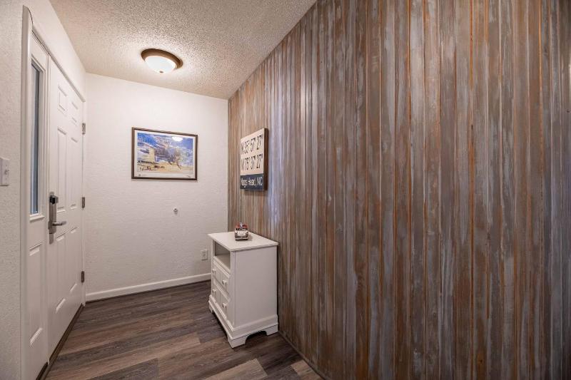 Heron Cove 203N - Nags Head Oceanfront Luxury 3 BR Condo Flex Stays Pool - image 30