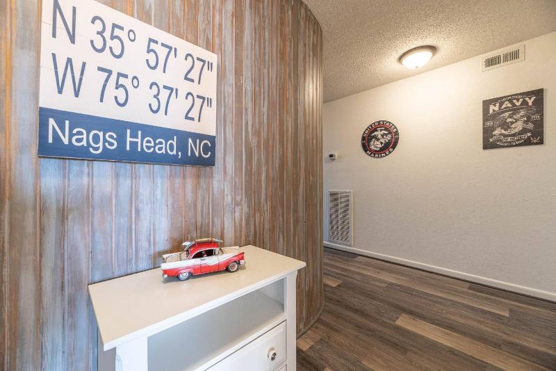Heron Cove 203N - Nags Head Oceanfront Luxury 3 BR Condo Flex Stays Pool - image 17