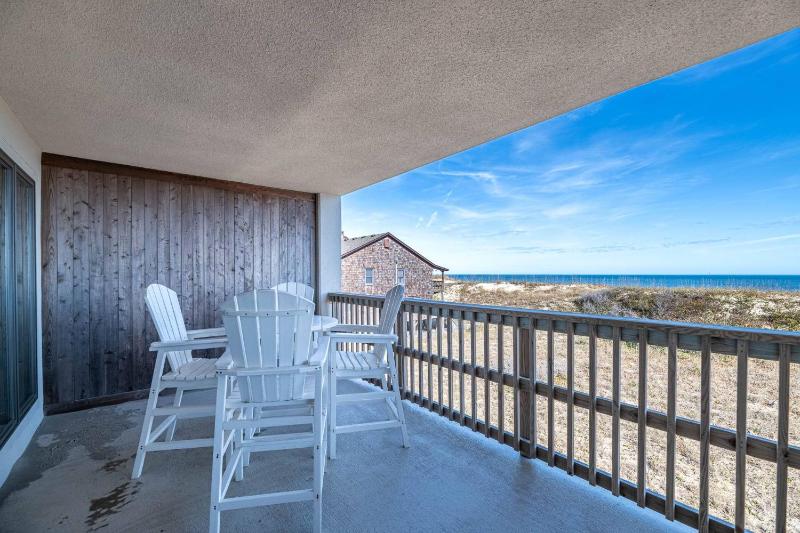 Heron Cove 203N - Nags Head Oceanfront Luxury 3 BR Condo Flex Stays Pool - image 44