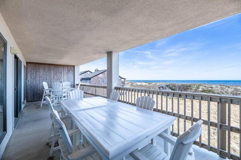 Heron Cove 203N - Nags Head Oceanfront Luxury 3 BR Condo Flex Stays Pool - image 13