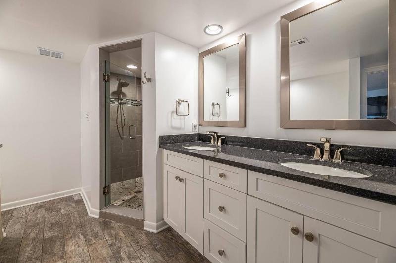 Heron Cove 203N - Nags Head Oceanfront Luxury 3 BR Condo Flex Stays Pool - image 37
