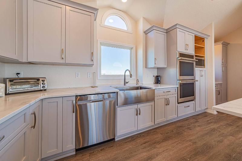 Jubilee by the Sea - Village at Nags Head Oceanfront Ocean View Elevator Pool Hot Tub Flex Stays - image 16