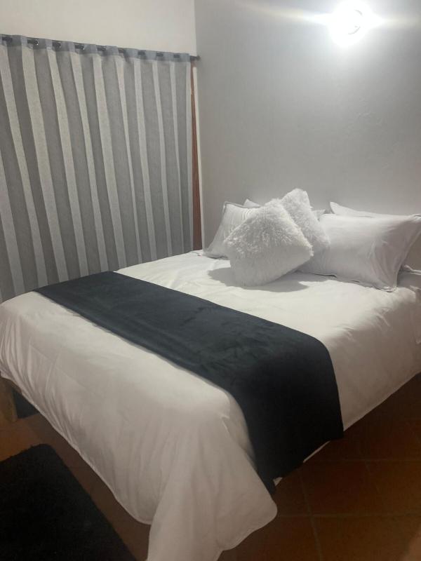 LeyvaYork Apartasuites - image 15