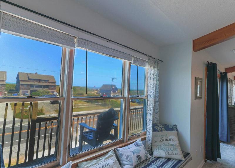 Just Forget the World - NH MP 11 Ocean View Pool Hot Tub Foosball Pets OK Flex Stays - image 39