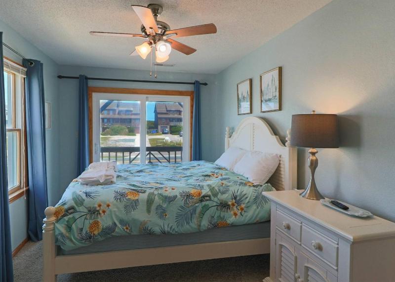 Just Forget the World - NH MP 11 Ocean View Pool Hot Tub Foosball Pets OK Flex Stays - image 31