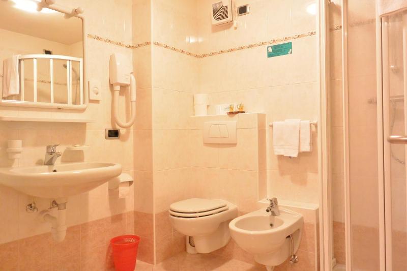 Triple Room image 4