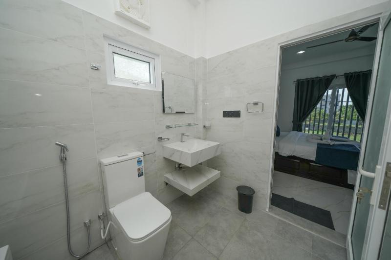 Trinco Diyash Beach Hotel - image 38