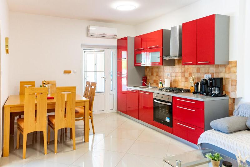 Apartments Spomenka - image 31