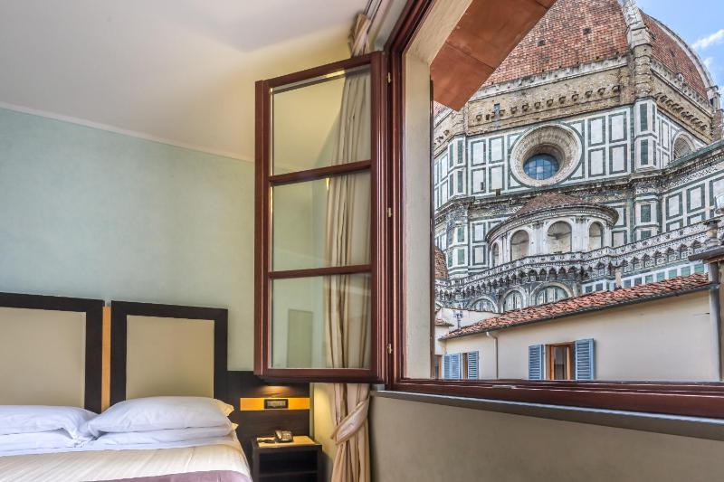 Hotel Duomo Firenze - image 12