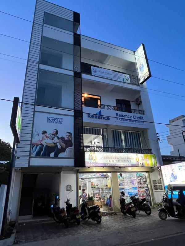 Blue Horizon Apartments - image 16