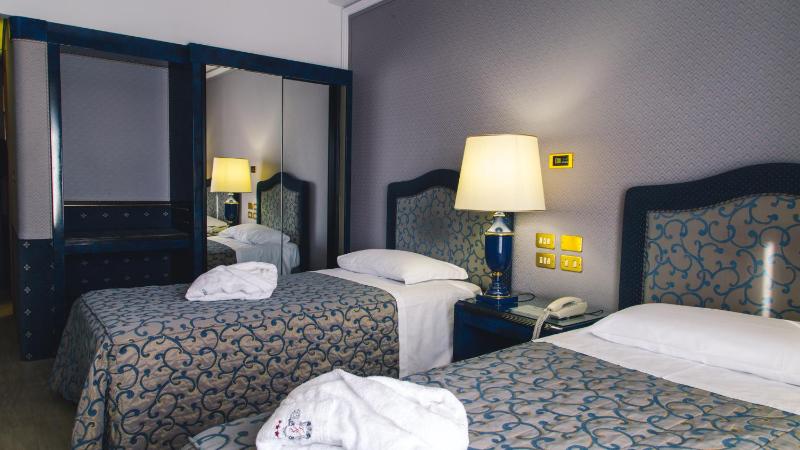 Grand Hotel Excelsior - image 38
