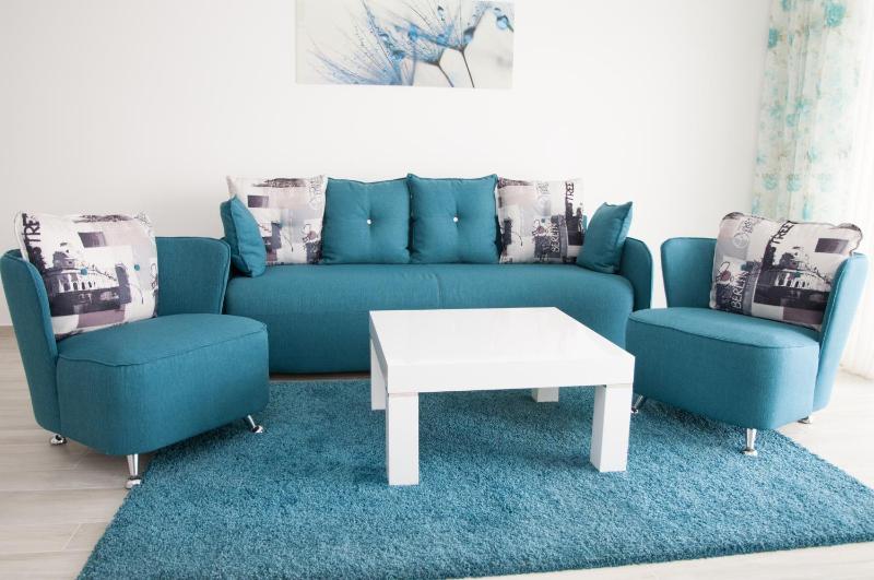 One-Bedroom Apartment with Balcony image 4