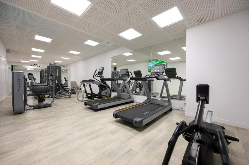 Nemea Appart Hotel So Cloud Lyon Gare Part-Dieu - image 3