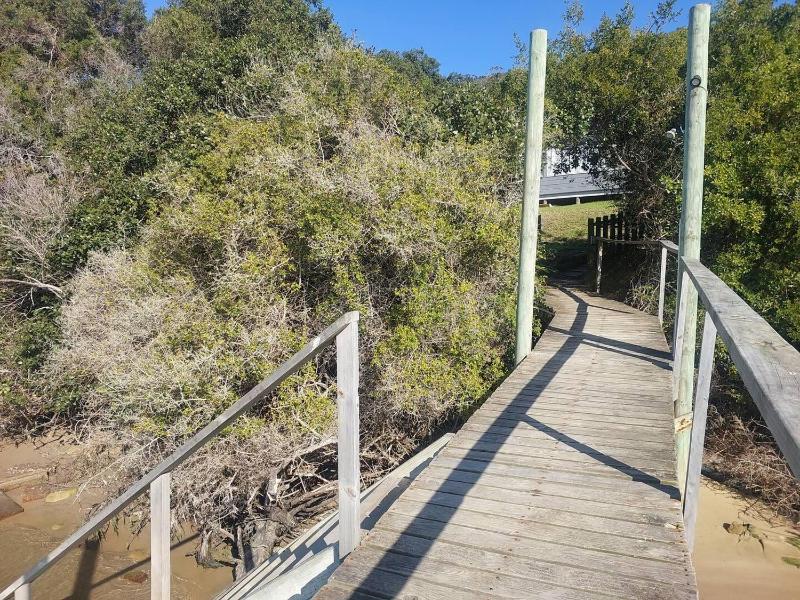 Lagoon Living - Direct Lagoon Access & Boat Mooring - image 2