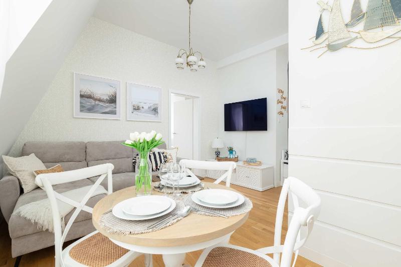 Przestronny Apartament z Klimatyzacją Sauną i Siłownią by Renters Prestige - image 15