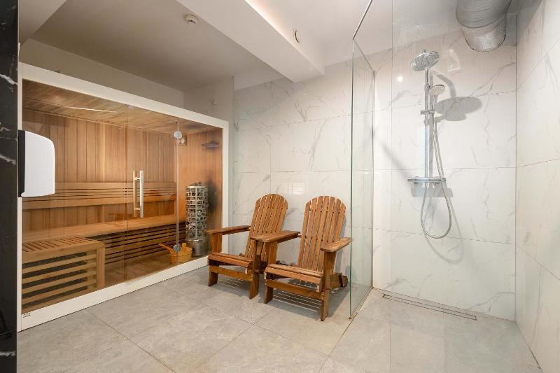 Przestronny Apartament z Klimatyzacją Sauną i Siłownią by Renters Prestige - image 7