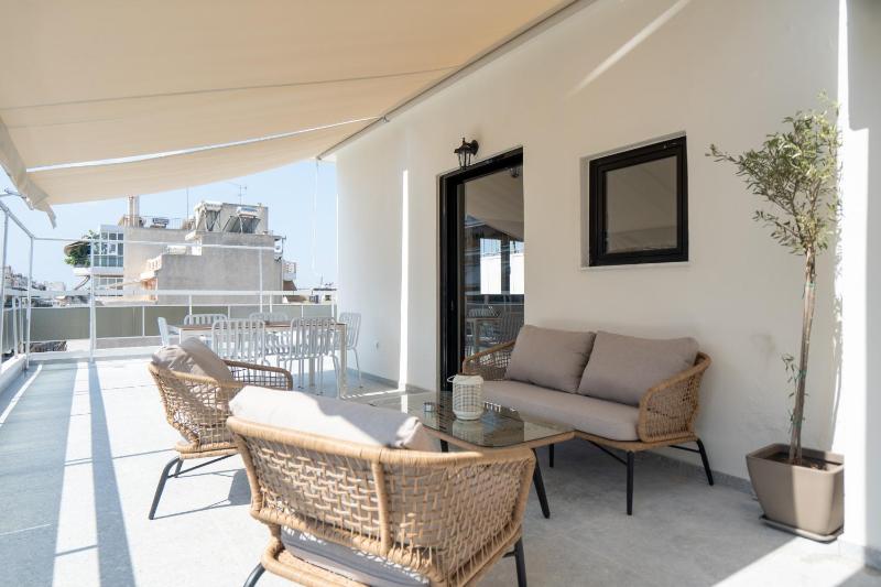 1BR Cozy Apt Near Metro with Huge Balcony &City View - image 8