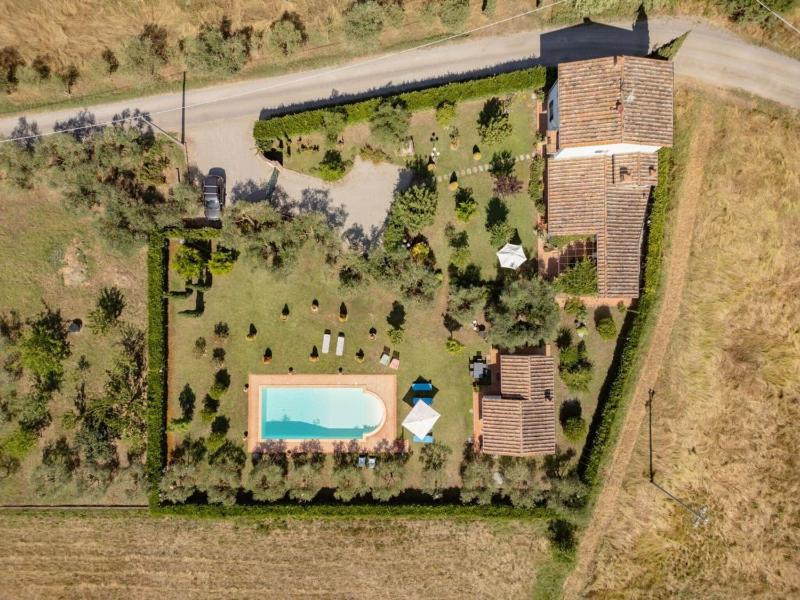Villa Elena - image 1