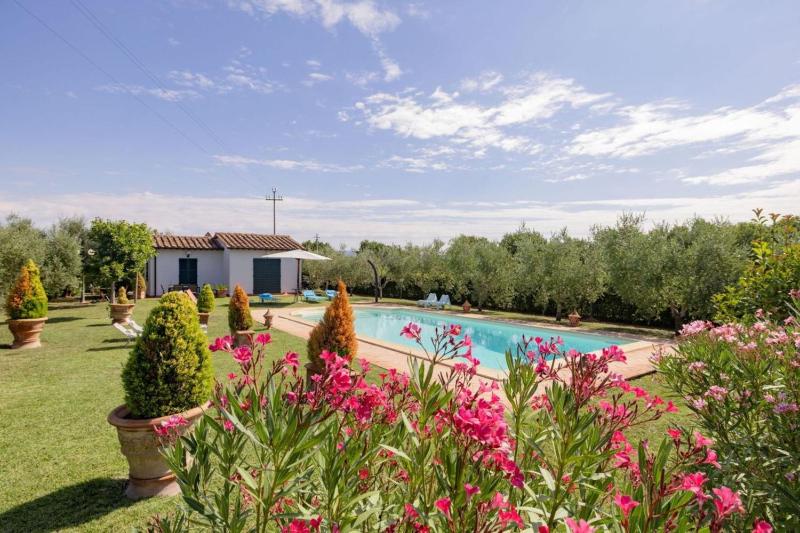 Villa Elena - image 2