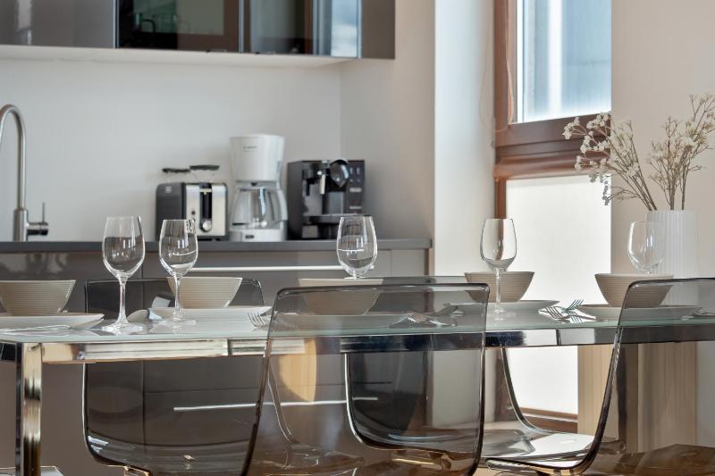 SEA TOWERS Nowoczesne Apartamenty w Gdyni z Pięknym Widokiem i Parkingiem by Noclegi Renters - image 37