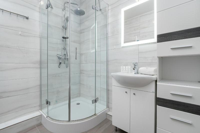 SEA TOWERS Nowoczesne Apartamenty w Gdyni z Pięknym Widokiem i Parkingiem by Noclegi Renters - image 42
