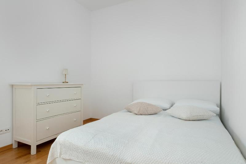 SEA TOWERS Nowoczesne Apartamenty w Gdyni z Pięknym Widokiem i Parkingiem by Noclegi Renters - image 50