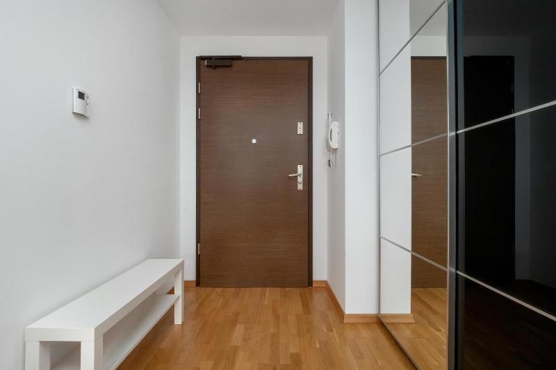 SEA TOWERS Nowoczesne Apartamenty w Gdyni z Pięknym Widokiem i Parkingiem by Noclegi Renters - image 48
