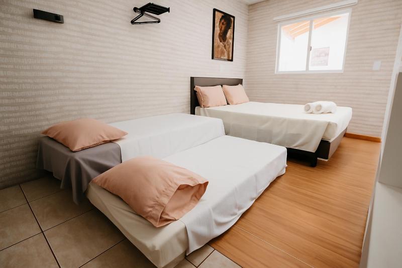 OLÍMPIA APARTS POUSADA apartamentos com cozinha e banheiro privativo PISCINA AQUECIDA - image 27