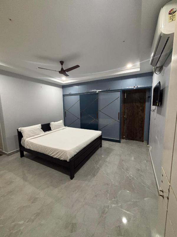 Jayalakshmi Homestay Near Tiruchanur Padmavathi Ammavari Temple - image 2