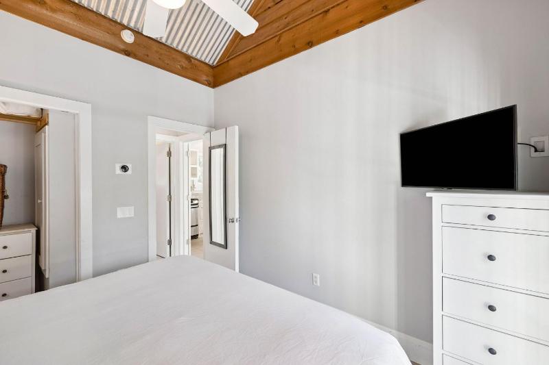 90 N Cartagena Carriage House by 30A Escapes - image 16