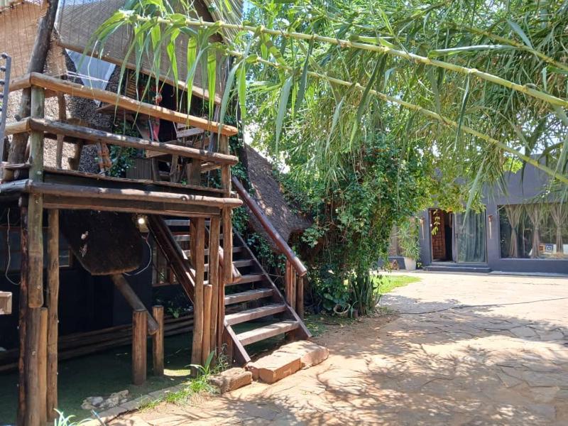 Urban Villa 83 - image 14