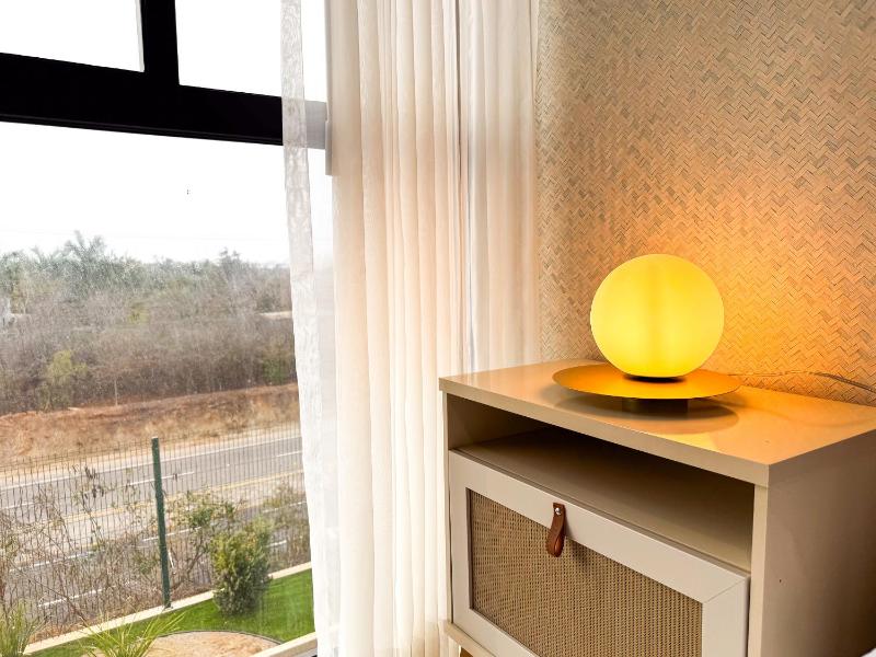 Indigo Modern Apt Steps from Playa Brujas Beach - image 4