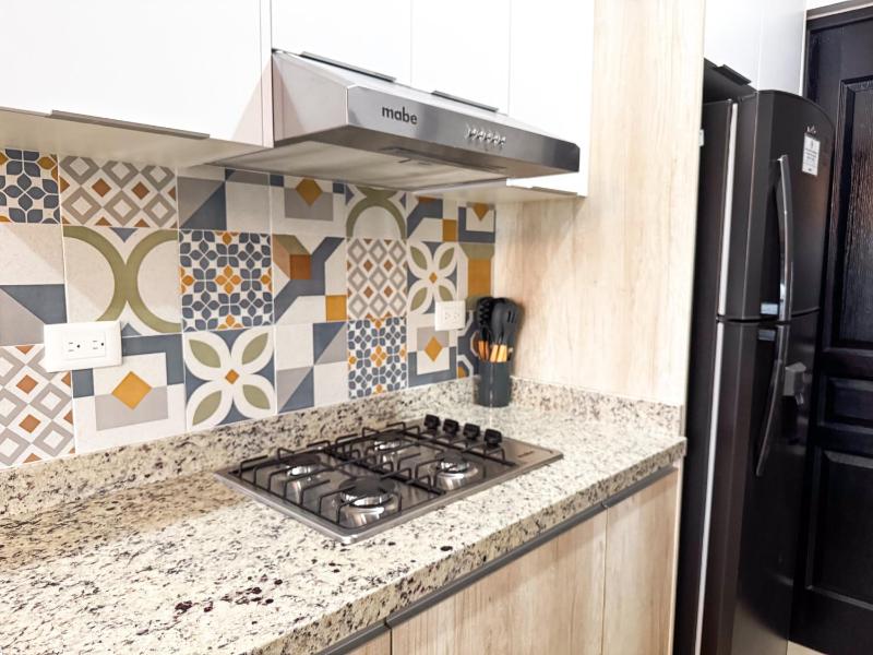 Indigo Modern Apt Steps from Playa Brujas Beach - image 3