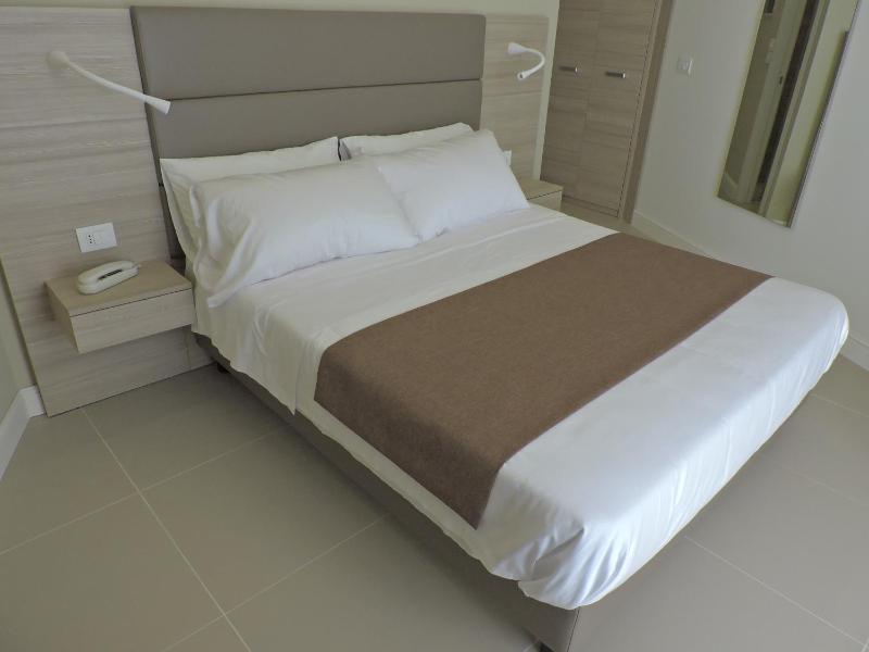 Superior Double Room image 2