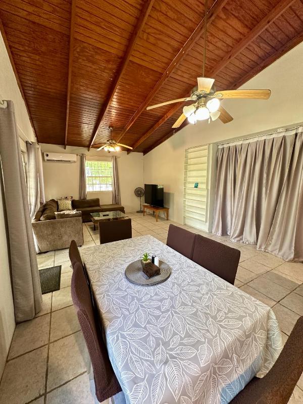 Embassy Villa - image 5