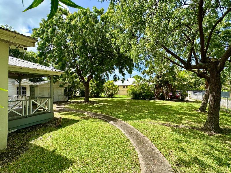 Embassy Villa - image 15