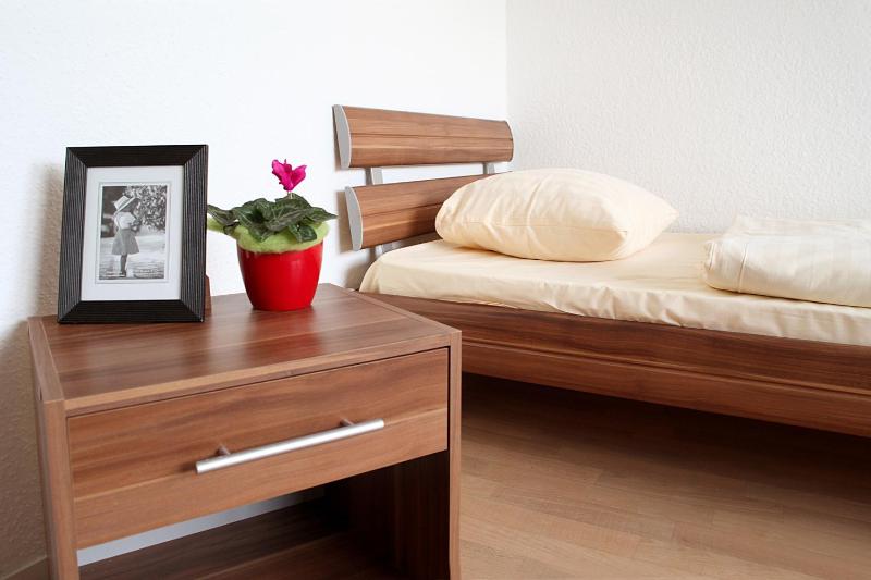 Basic Single Room image 3