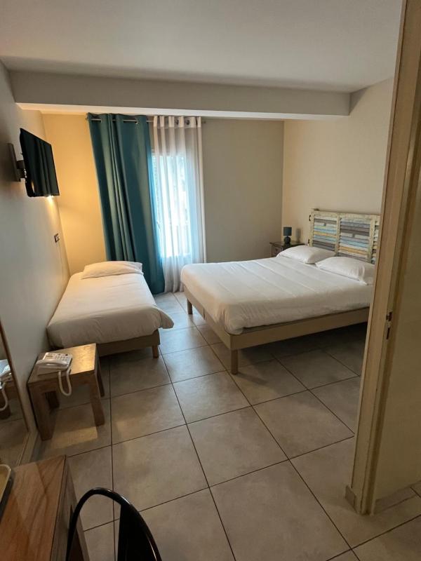 Kyriad Perpignan Sud - image 10