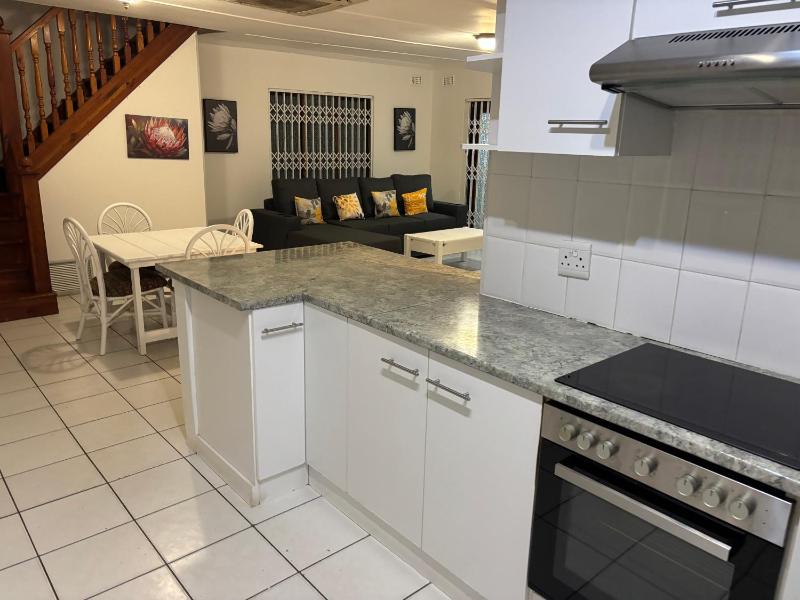 The Sandalwood Self-Catering Accommodation - image 6