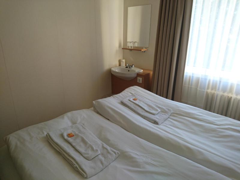Alba Guesthouse - image 9