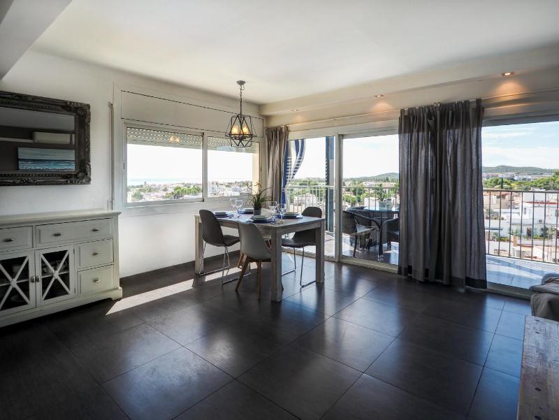 Atalaya Apartment by Hello Homes Sitges - image 14