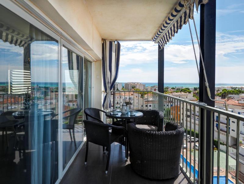Atalaya Apartment by Hello Homes Sitges - image 6