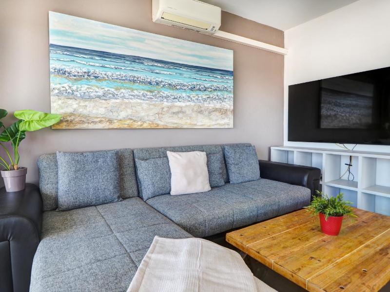 Atalaya Apartment by Hello Homes Sitges - image 5