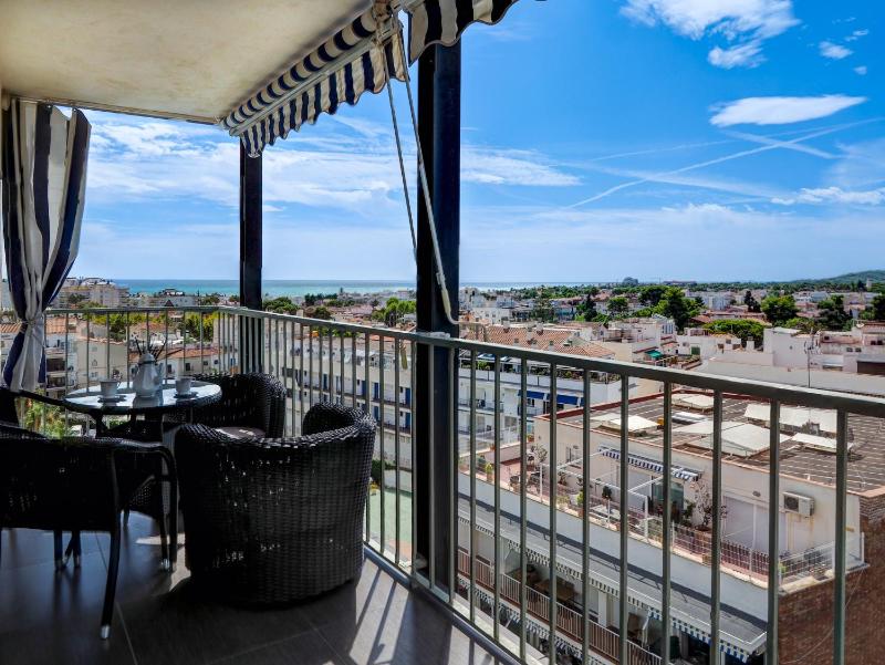 Atalaya Apartment by Hello Homes Sitges - image 8