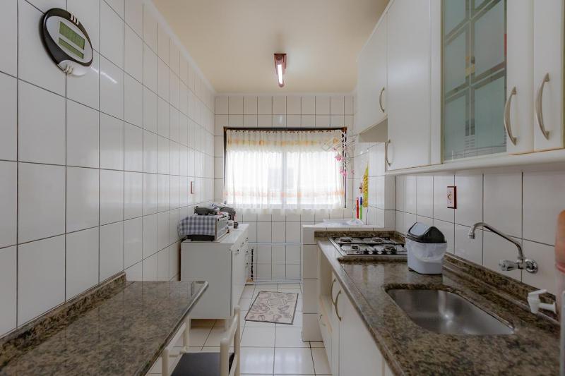 Apto c Churrasqueira e Garagem 300m da praia - image 28
